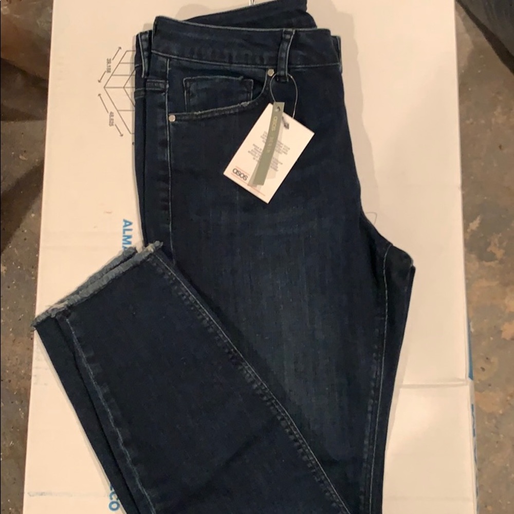 ASOS skinny jeans with tags